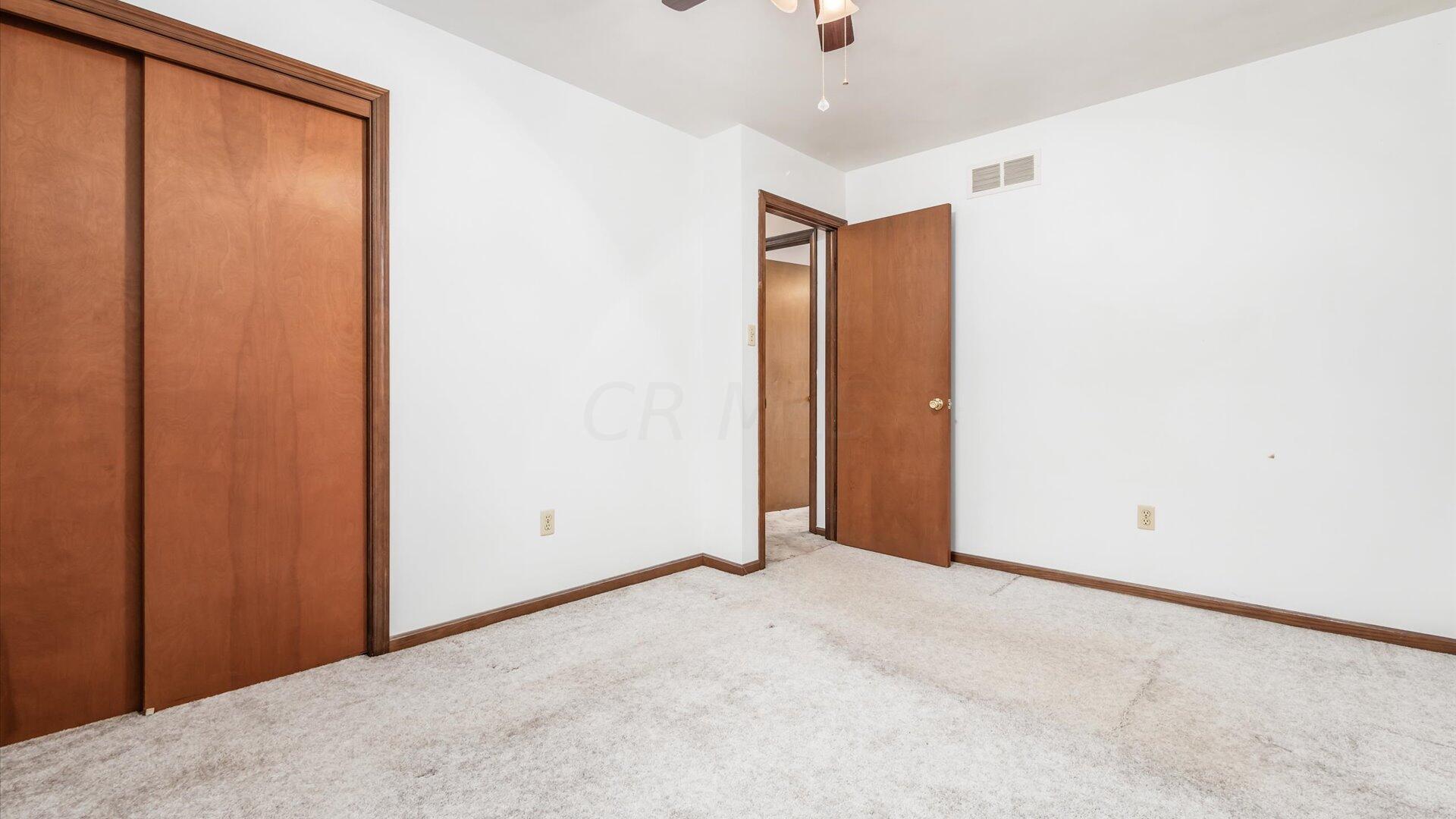 1055 West Union Road Norwich, OH 43767 - Photo 22 of 37 23-z 1055 W Union044