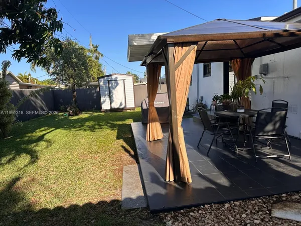 $695,000 | Virginia Gardens, Virginia Gardens, FL 33166