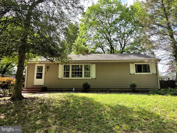 $2,100 | 4 Carolee Drive, Dover, DE 19901