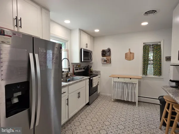 $2,100 | 4 Carolee Drive, Dover, DE 19901