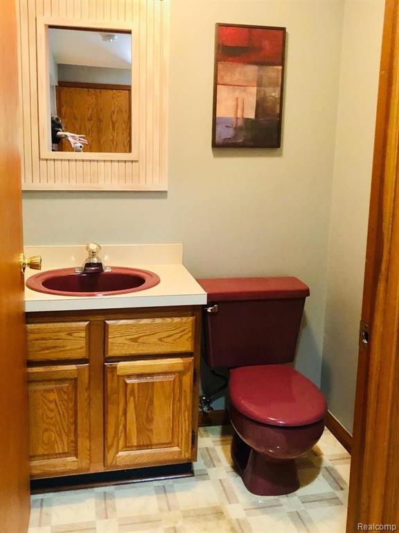 2490 Hadley Road Lapeer, MI 48446 - Photo 30 of 80