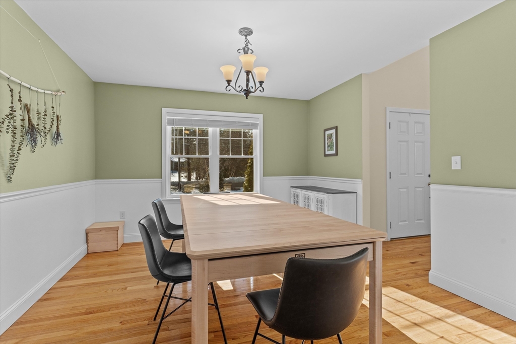 689 Haverhill Street Rowley, MA 01969 - Photo 13 of 42 Gallery Image 13