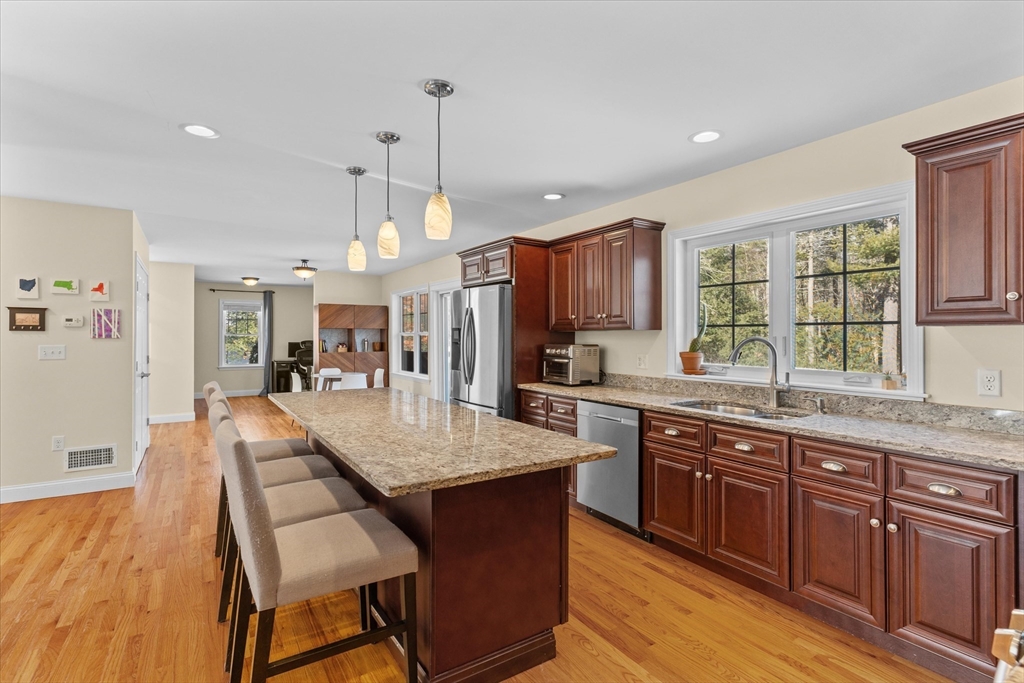 689 Haverhill Street Rowley, MA 01969 - Photo 6 of 42 Gallery Image 6