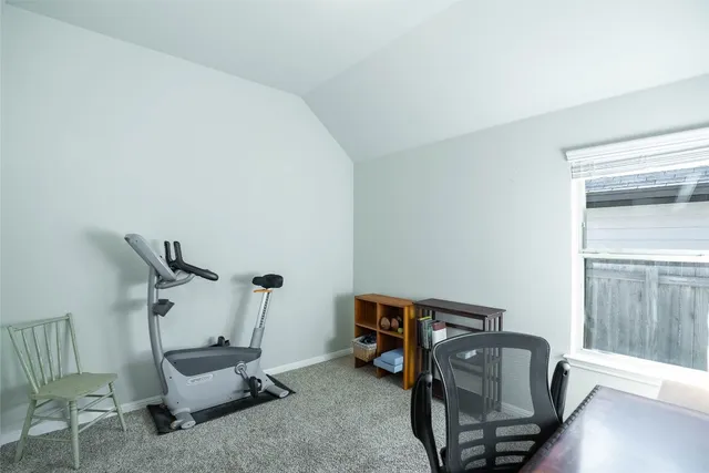 $2,700 | 2009 Garretts Way, Manchaca, TX 78652