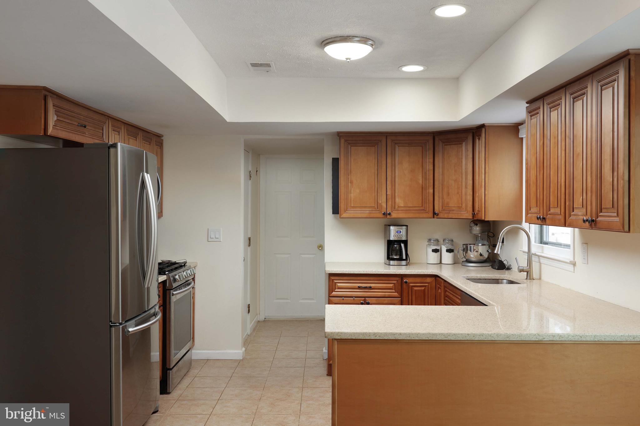 629 Dutch Neck Road Hightstown, NJ 08520 - Photo 12 of 35 Gallery Image 12