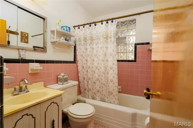 $99,900 | 3156 Davis Avenue, Granite City, IL 62040