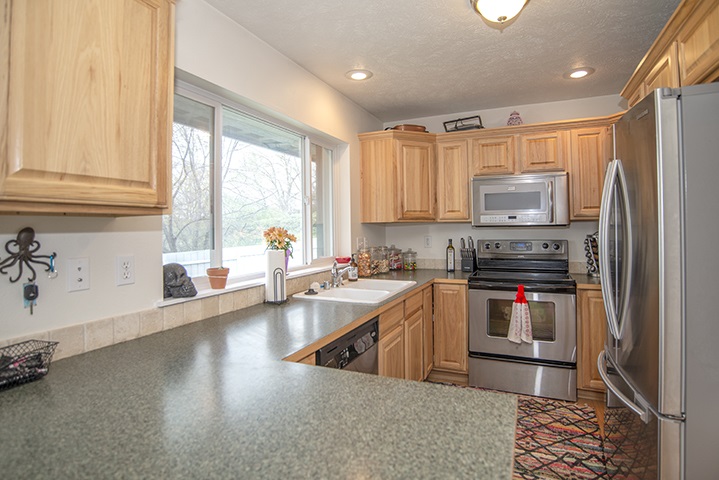1615 North Willow Road Spokane Valley, WA 99206 - Photo 5 of 20 Gallery Image 5