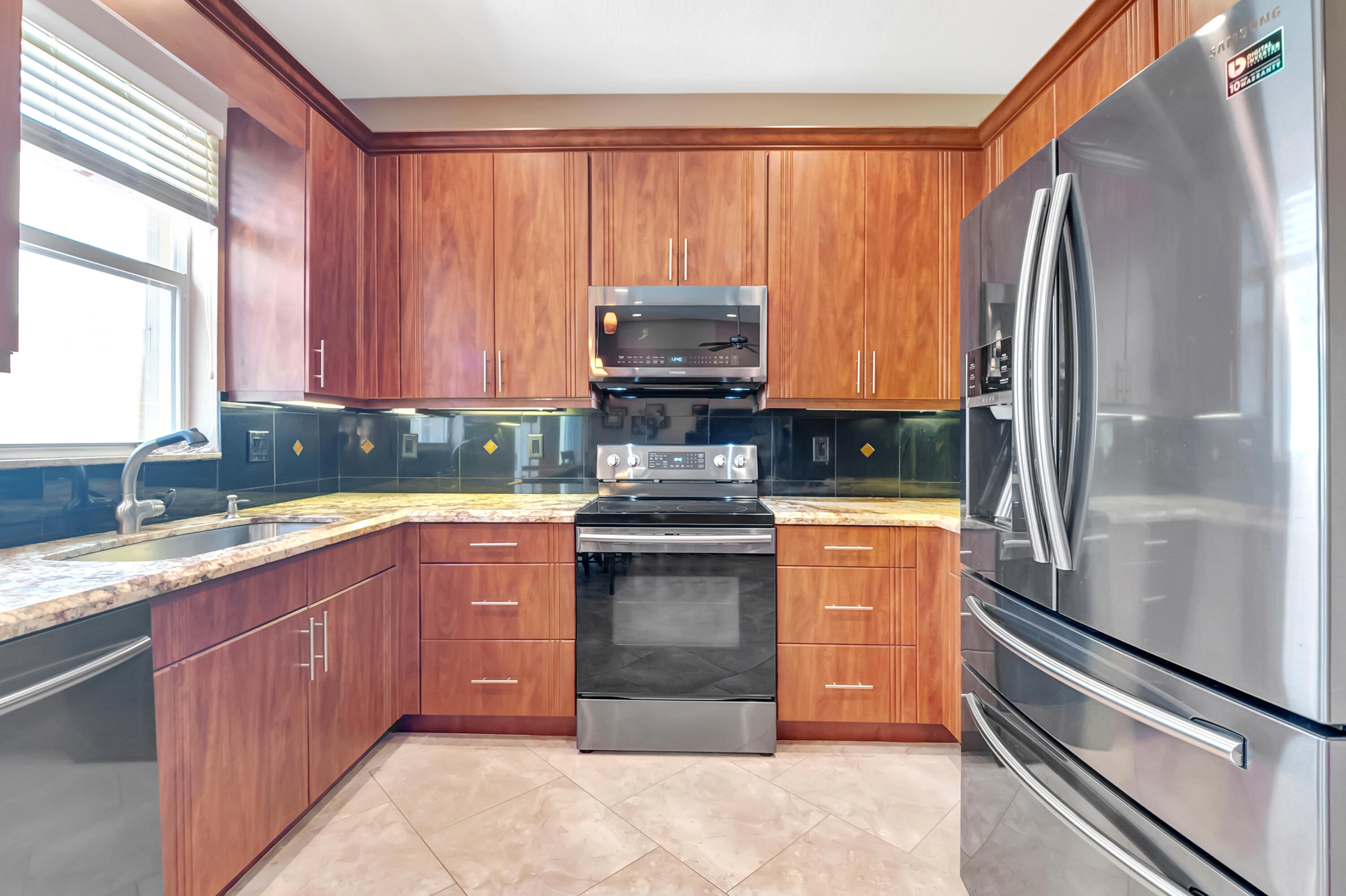 7864 Parsons Pine Drive Boynton Beach, FL 33437 - Photo 15 of 71 42" cabinetry