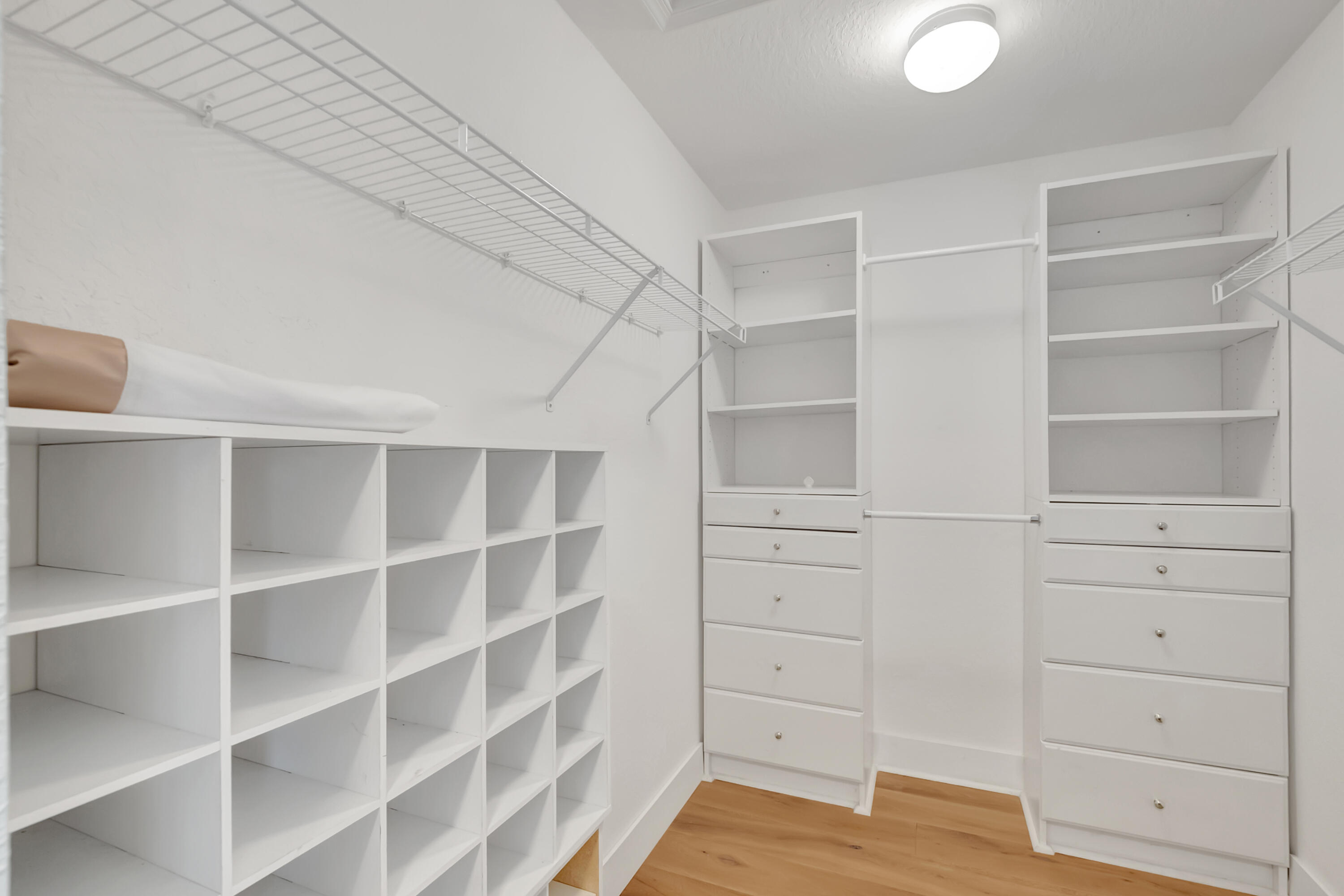 7864 Parsons Pine Drive Boynton Beach, FL 33437 - Photo 28 of 71 Master closet (1 of 2)