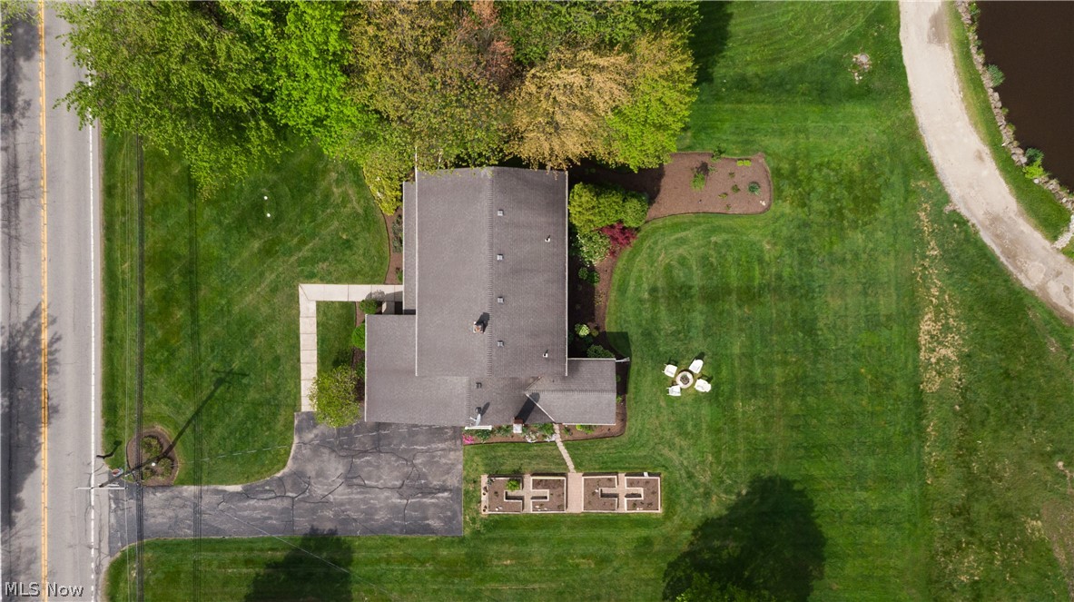 8730 Bainbridge Road Chagrin Falls, OH 44023 - Photo 40 of 44