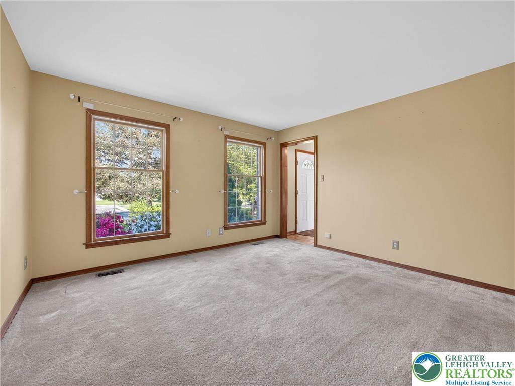 7098 Limerick Square Bath, PA 18014 - Photo 12 of 31 an empty room with windows