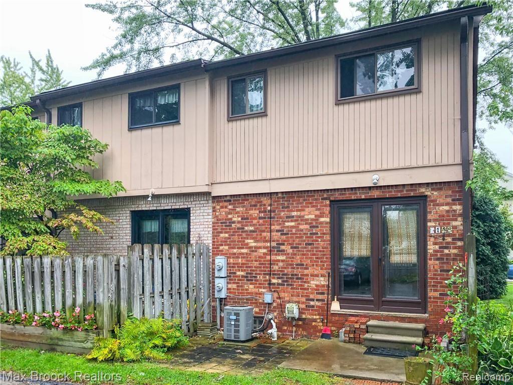 3148 Summers Road Keego Harbor, MI 48320 - Photo 14 of 19 3148SummersRd-25.jpg