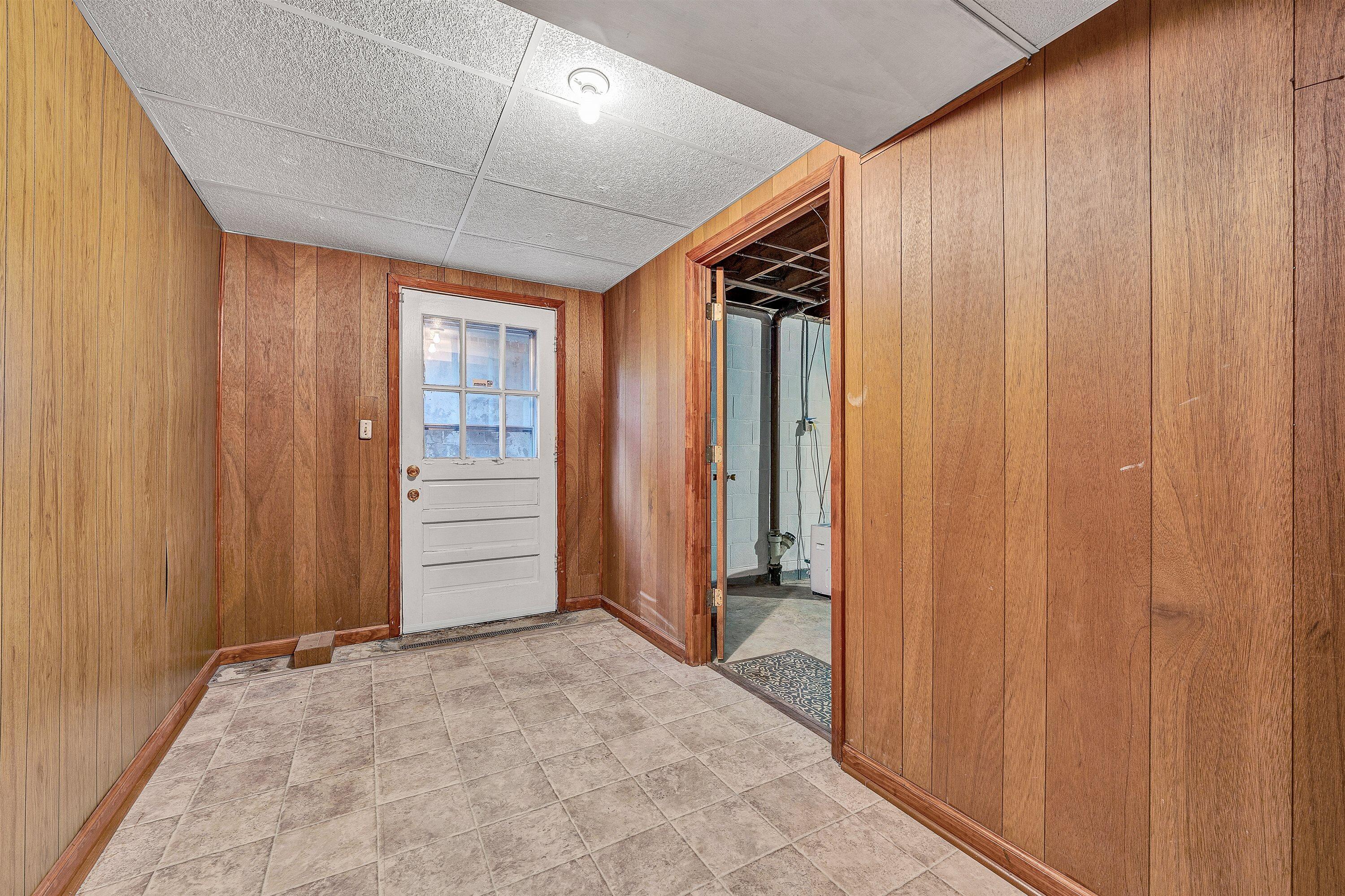 423 Highfield Road Salem, VA 24153 - Photo 32 of 45 29-DSC08929