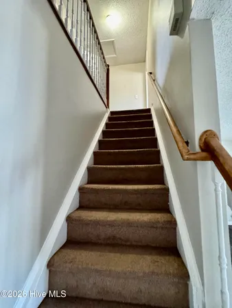 $1,100 | 3995 Sterling Pointe Drive, Unit KKK3, Winterville, NC 28590