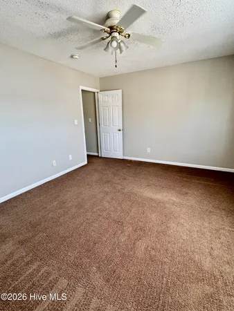 $1,100 | 3995 Sterling Pointe Drive, Unit KKK3, Winterville, NC 28590