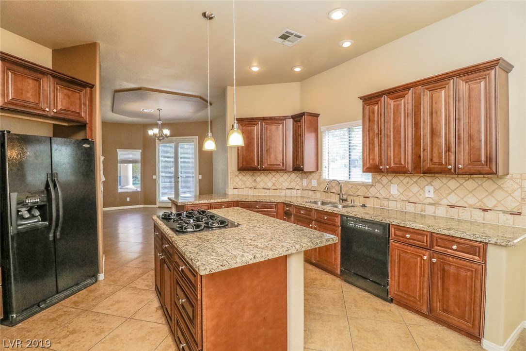 2460 Monarch B Las Vegas, NV 89128 - Photo 15 of 50