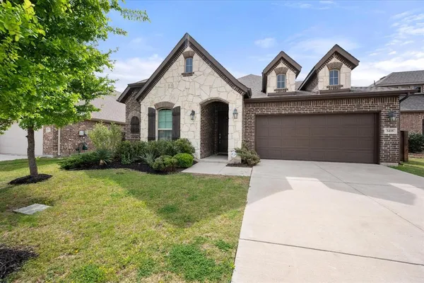 $2,775 | 3418 Woodford Drive, Venus, TX 76084