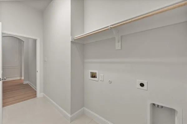 $2,775 | 3418 Woodford Drive, Venus, TX 76084