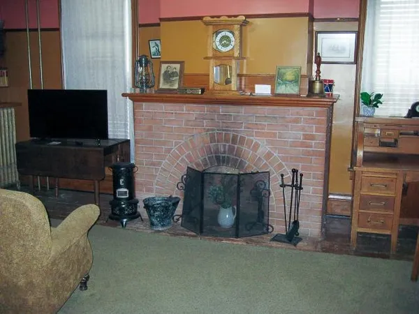 $289,000 | 629 Main Street, McGregor, IA 52157