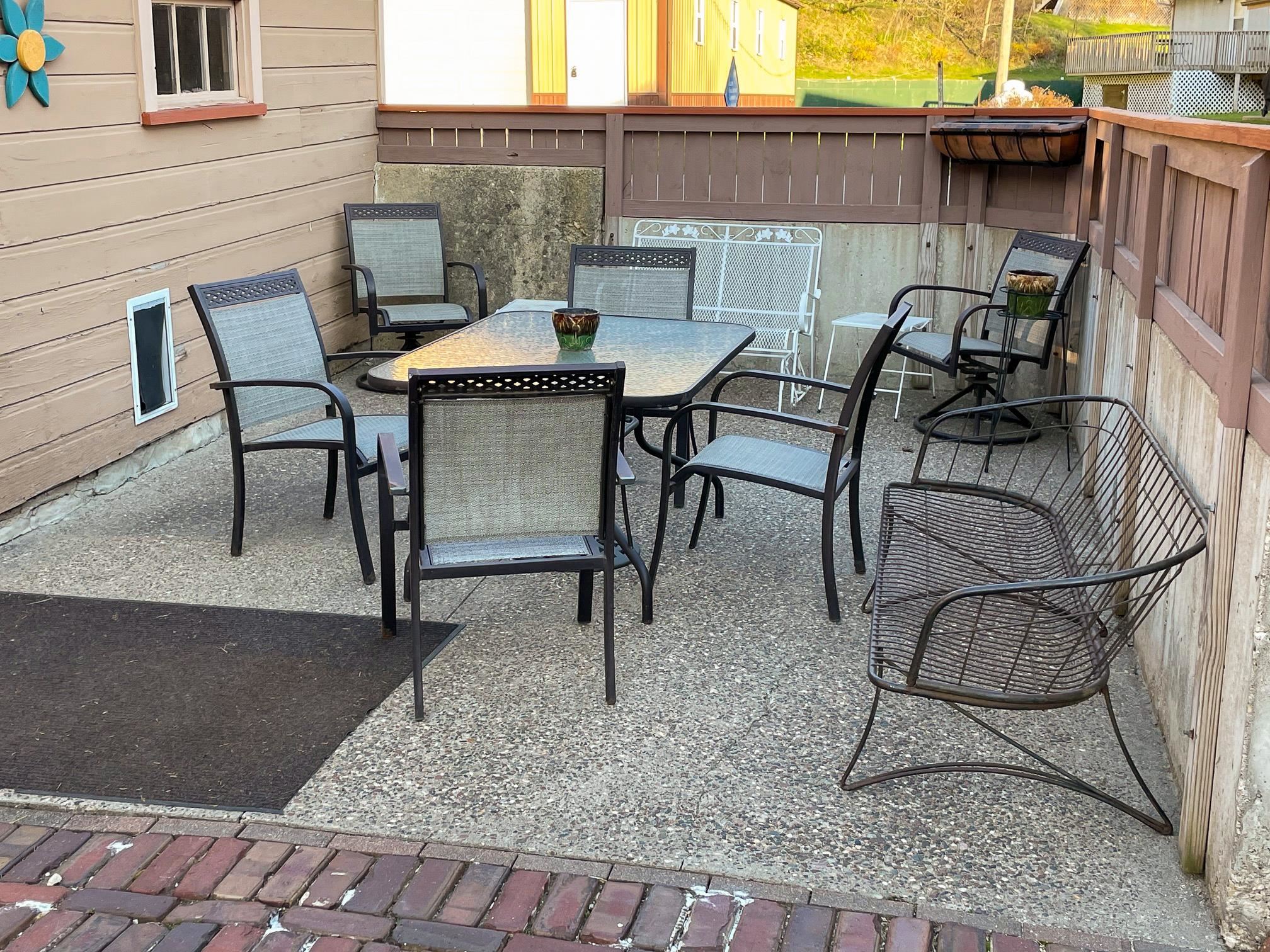 629 Main Street Mcgregor, IA 52157 - Photo 3 of 41