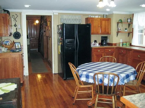 $289,000 | 629 Main Street, McGregor, IA 52157