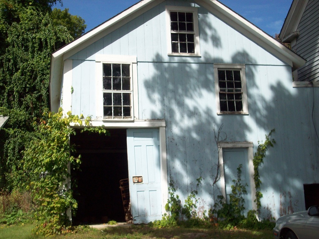 49 South Sturbridge Road Charlton, MA 01507 - Photo 3 of 30 a front view of a house with plants