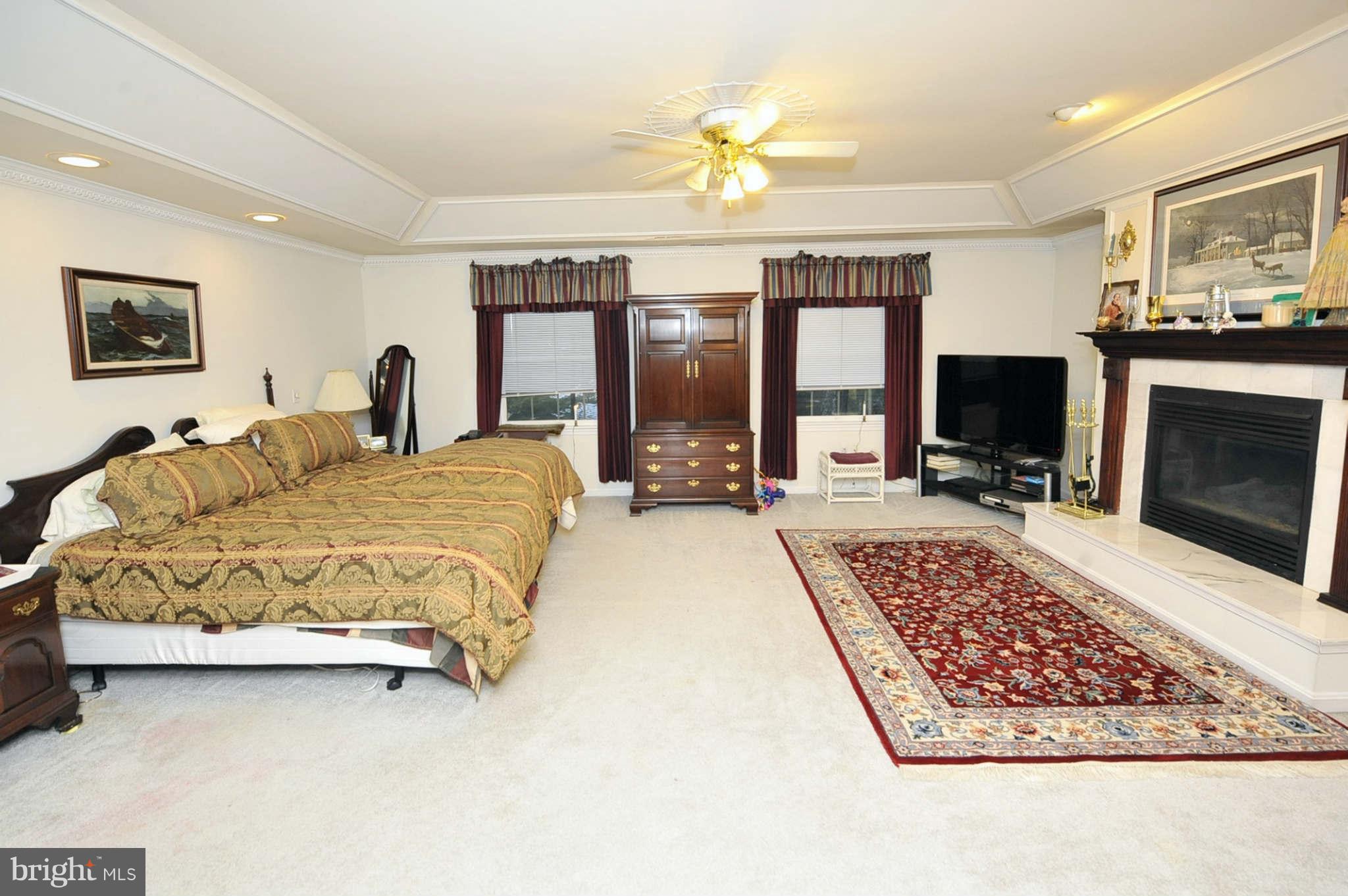 2135 Yorktown Road Northwest Washington, DC 20012 - Photo 19 of 30 Bedroom (Master)