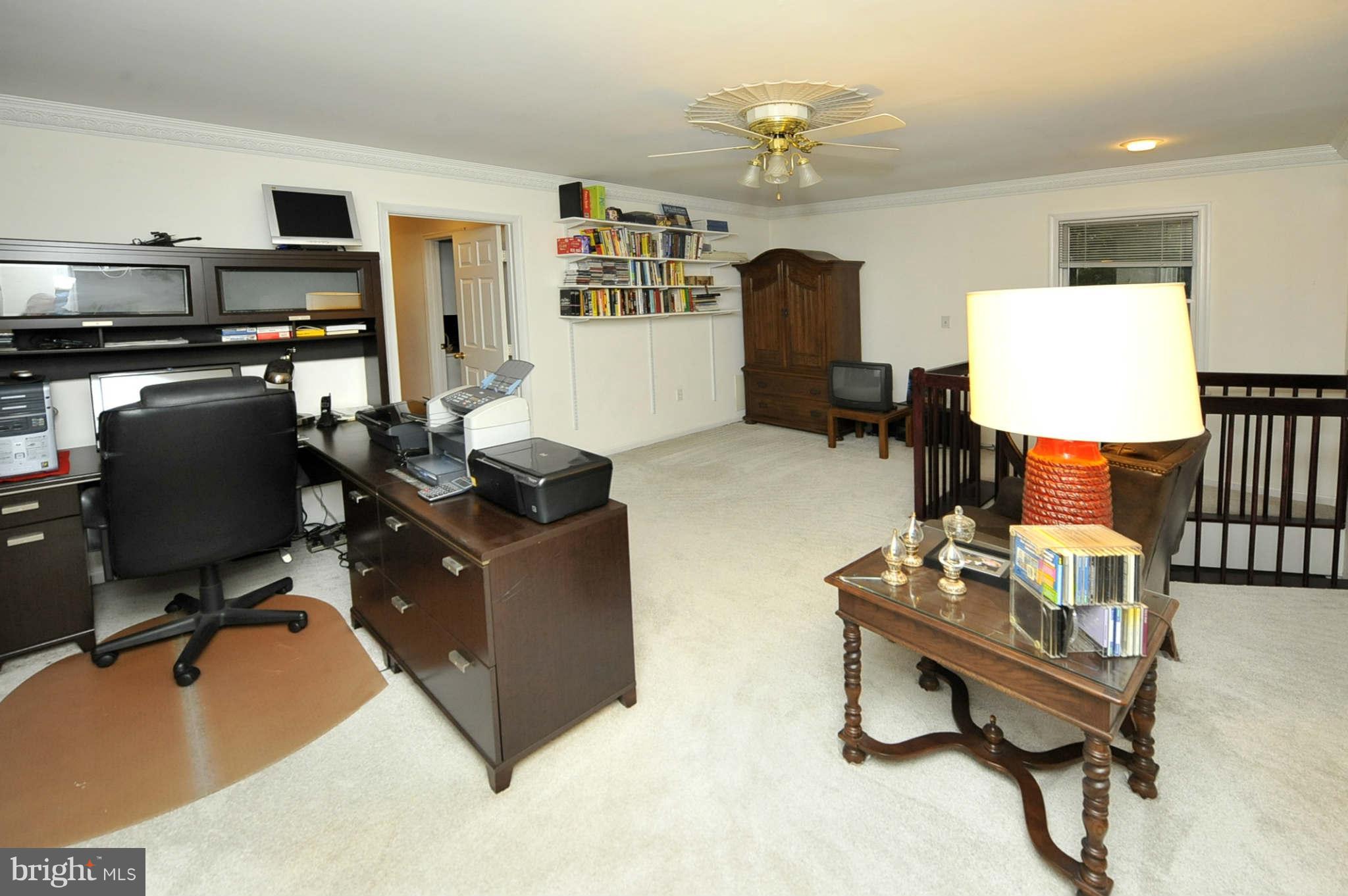 2135 Yorktown Road Northwest Washington, DC 20012 - Photo 21 of 30 Sitting Room