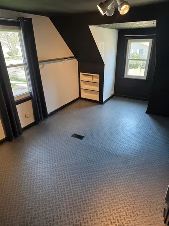 $397,777 | 494 North Ellsworth Avenue, Villa Park, IL 60181