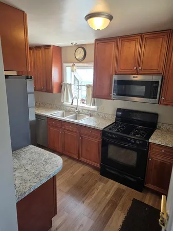 $397,777 | 494 North Ellsworth Avenue, Villa Park, IL 60181