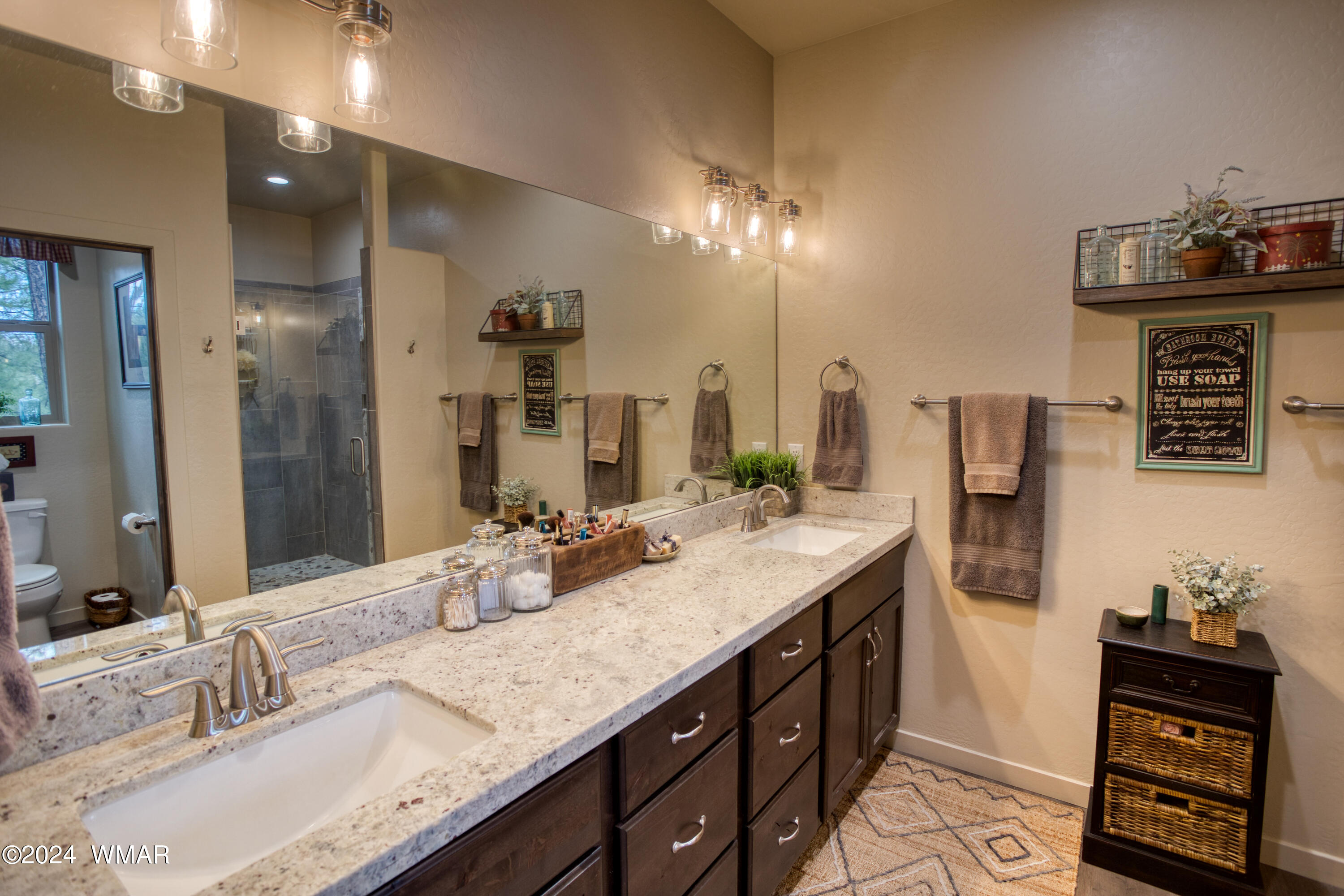 3151 North Eagle Lndg Road Show Low, AZ 85901 - Photo 13 of 26 Master Bath