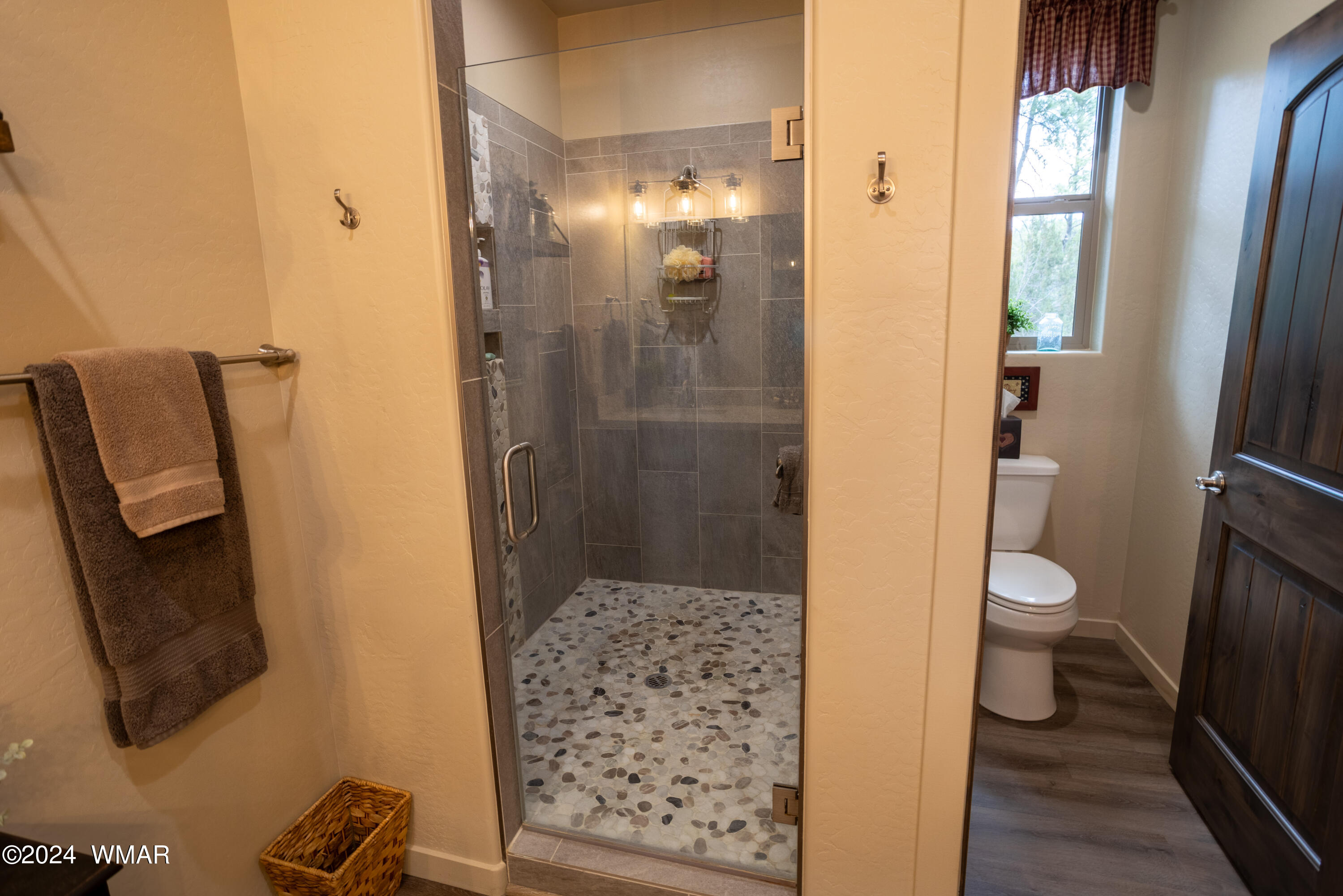 3151 North Eagle Lndg Road Show Low, AZ 85901 - Photo 14 of 26 Walk in Shower