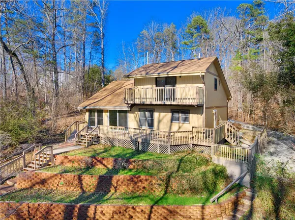 $299,000 | 251 Cherokee Drive, Fair Play, SC 29643