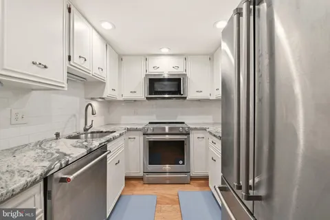 $820,000 | 1035 North Stafford Street, Arlington, VA 22201