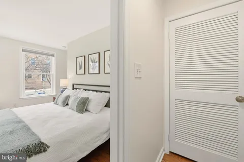 $820,000 | 1035 North Stafford Street, Arlington, VA 22201