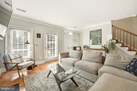 $820,000 | 1035 North Stafford Street, Arlington, VA 22201