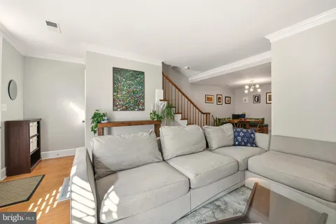 $820,000 | 1035 North Stafford Street, Arlington, VA 22201