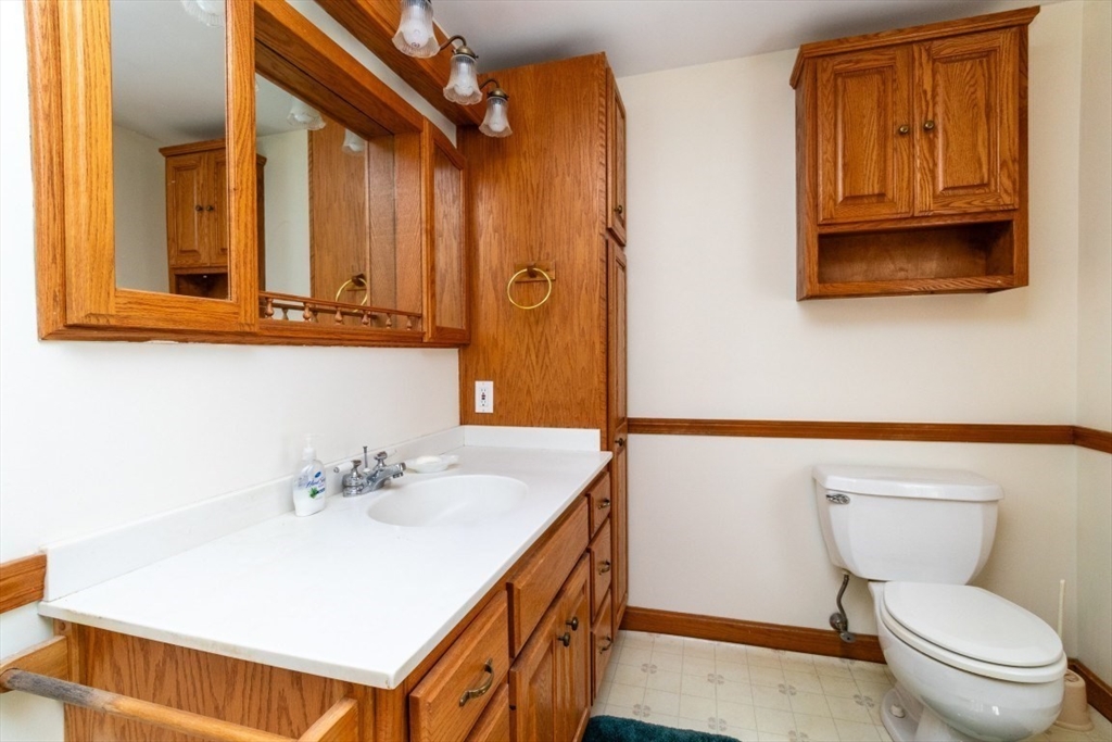 90 Walnut Street Walpole, MA 02081 - Photo 22 of 38