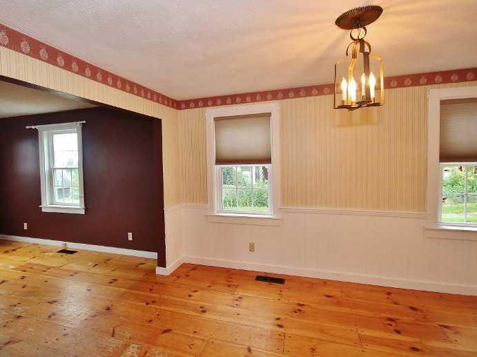 15 Main Street Tenants Harbor, ME 04860 - Photo 11 of 28 Dining Room.