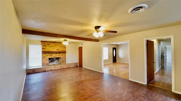 $2,000 | 3010 Inspiration Drive, Hudson Oaks, TX 76087