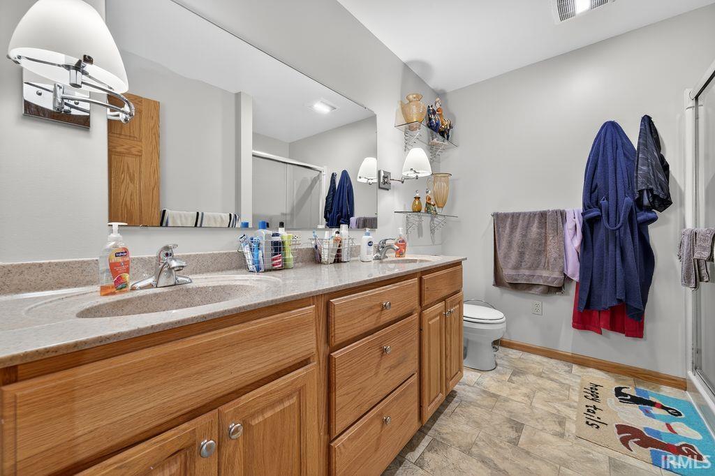 2160 South Ridgeview Road Logansport, IN 46947 - Photo 14 of 34