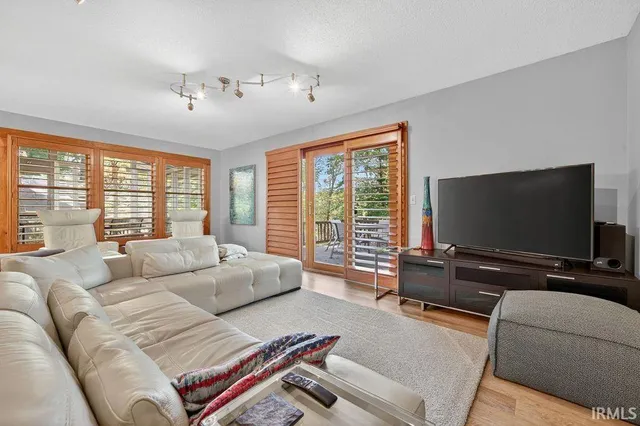 $399,000 | 2160 South Ridgeview Road, Logansport, IN 46947