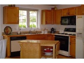 65 Wellington Hill Road, Unit 9 Manchester, NH 03104 - Photo 2 of 9 Gallery Image 2