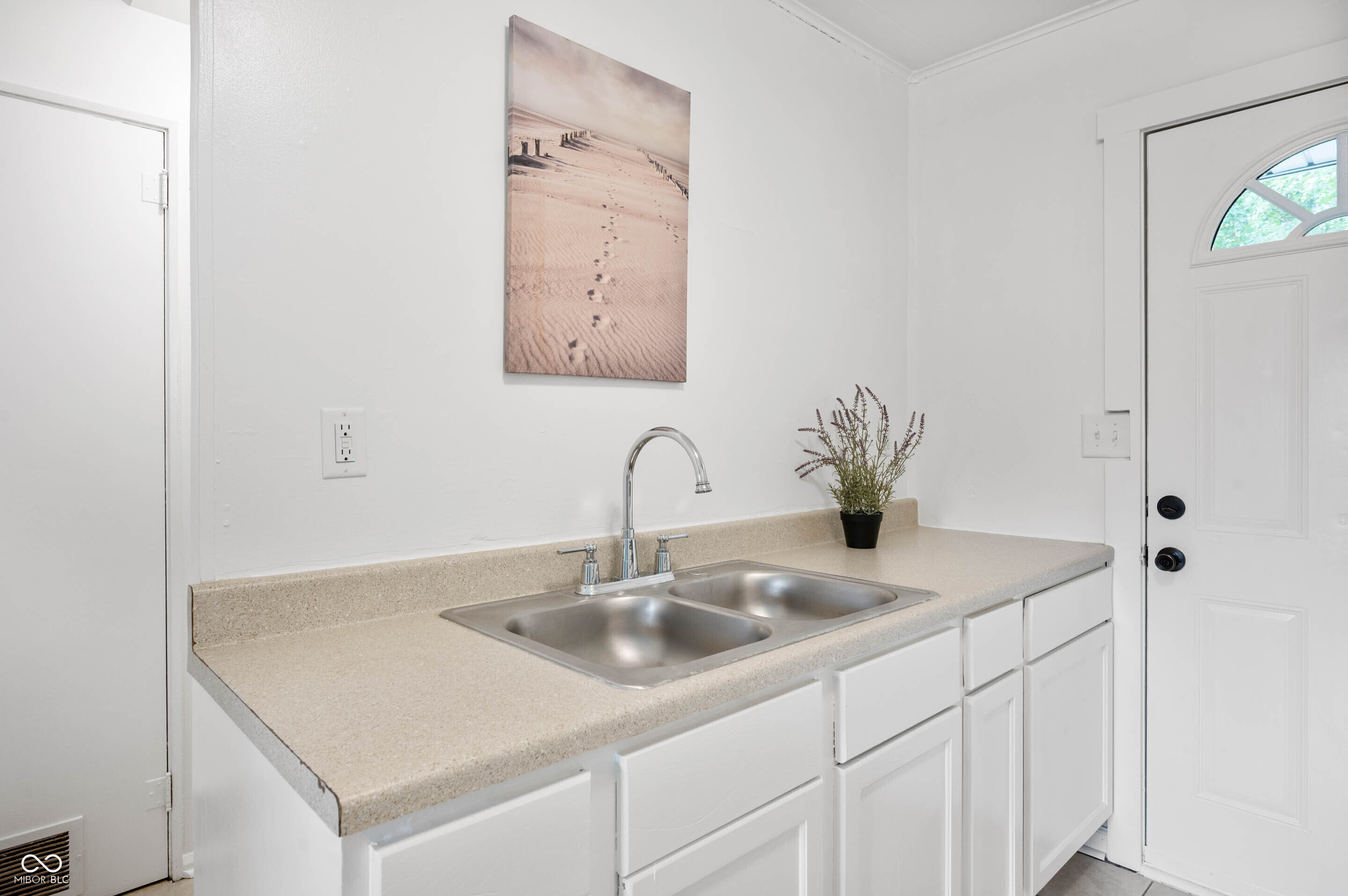 224 Southwest 19th Street Richmond, IN 47374 - Photo 6 of 17