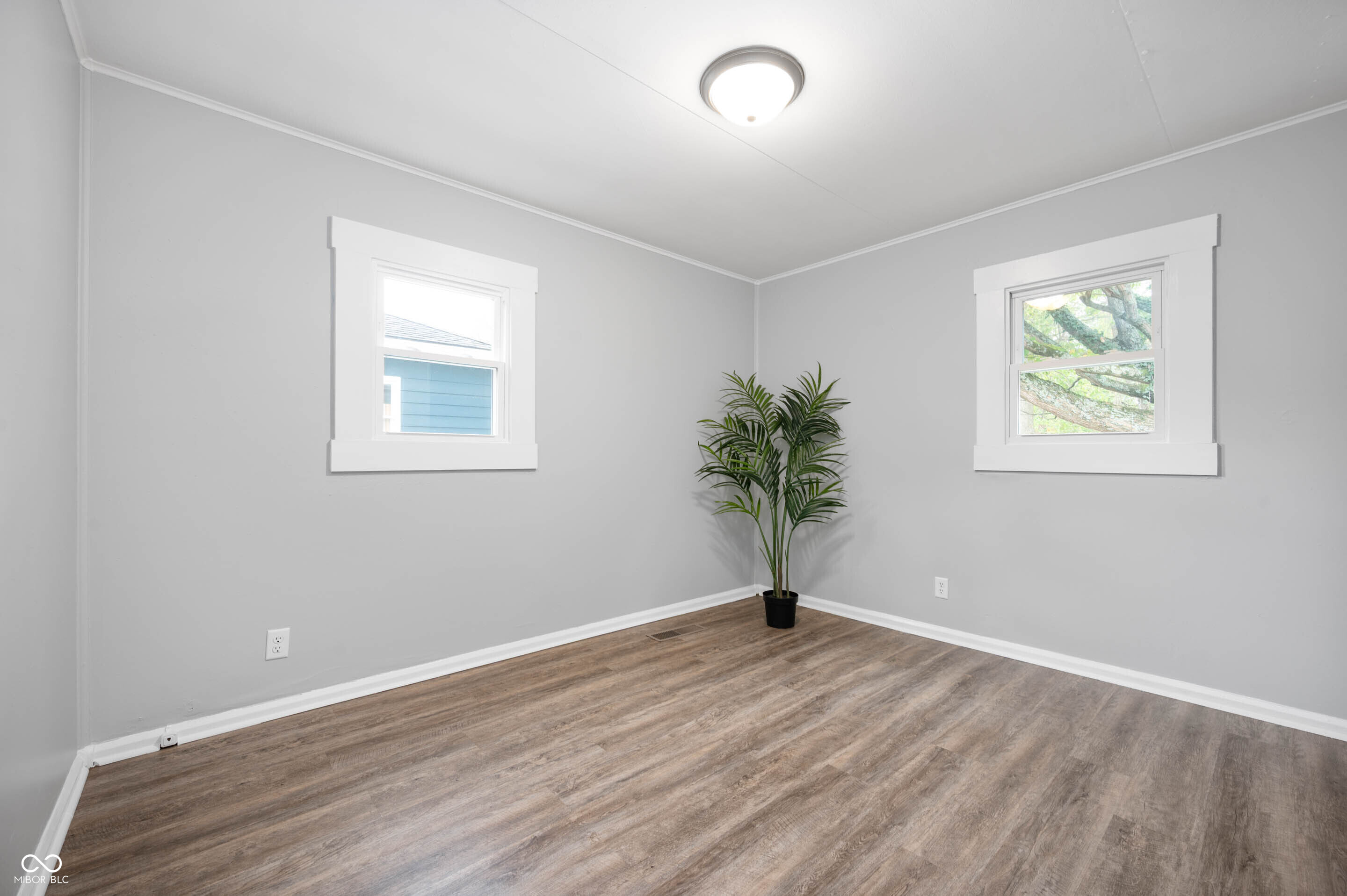 224 Southwest 19th Street Richmond, IN 47374 - Photo 8 of 17