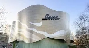 a view of outdoor space with water fountain