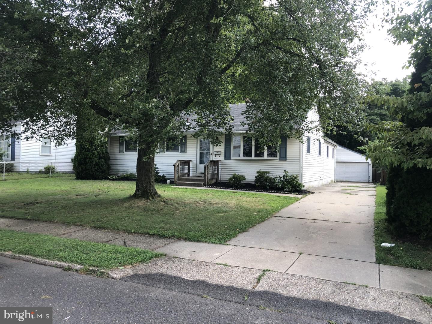 430 Alexander Avenue Maple Shade, NJ 08052 - Photo 1 of 23 Gallery Image 1