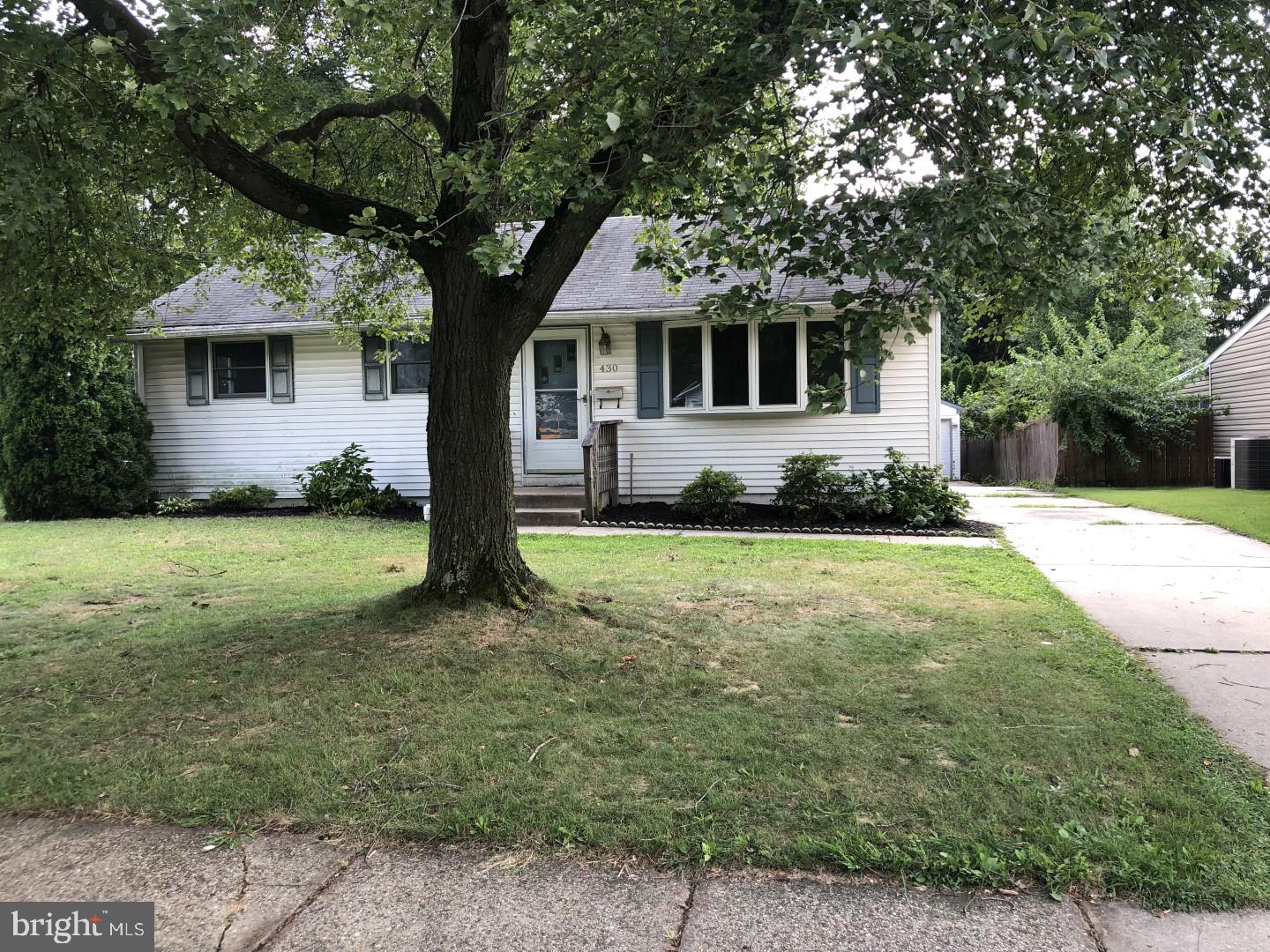 430 Alexander Avenue Maple Shade, NJ 08052 - Photo 2 of 23 Gallery Image 2
