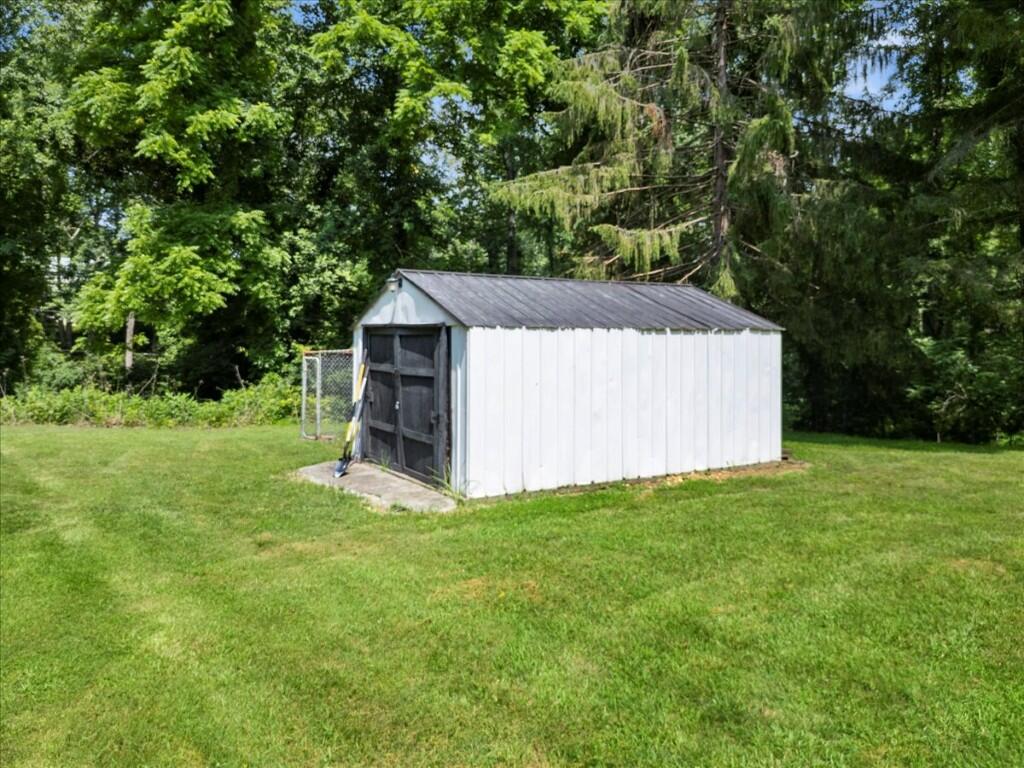 6701 Owens Road Radford, VA 24141 - Photo 13 of 93 13