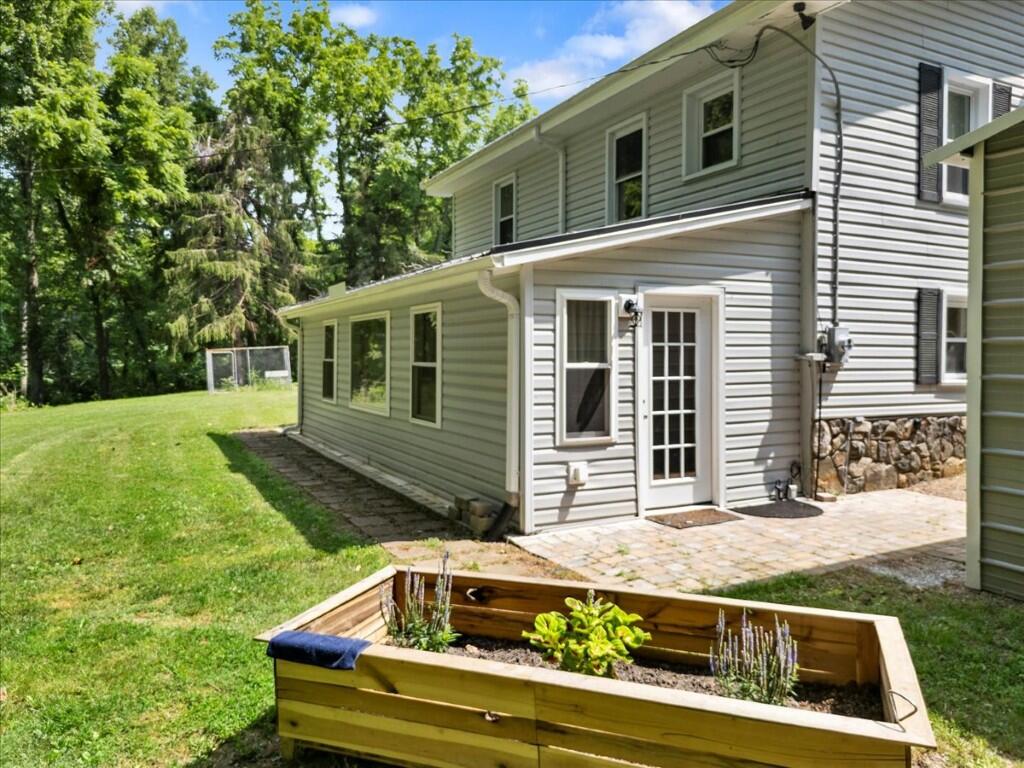 6701 Owens Road Radford, VA 24141 - Photo 22 of 93 22